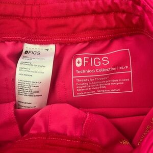 FIGS Technical Collection Scrub Top - Bright Pink